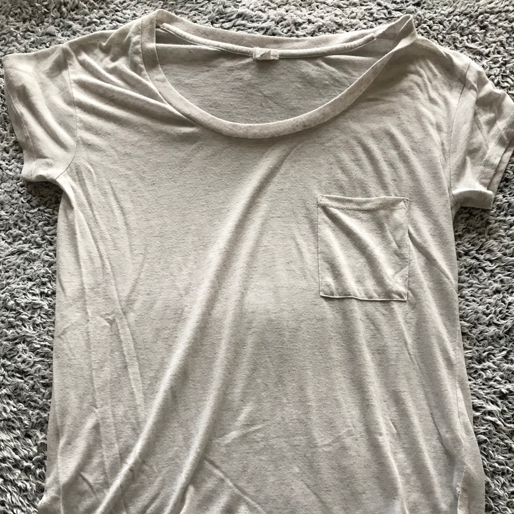 white t-shirt